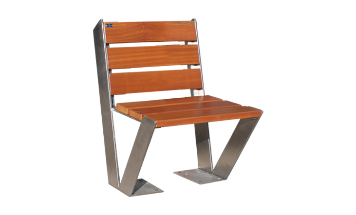 silla urbana de madera novela